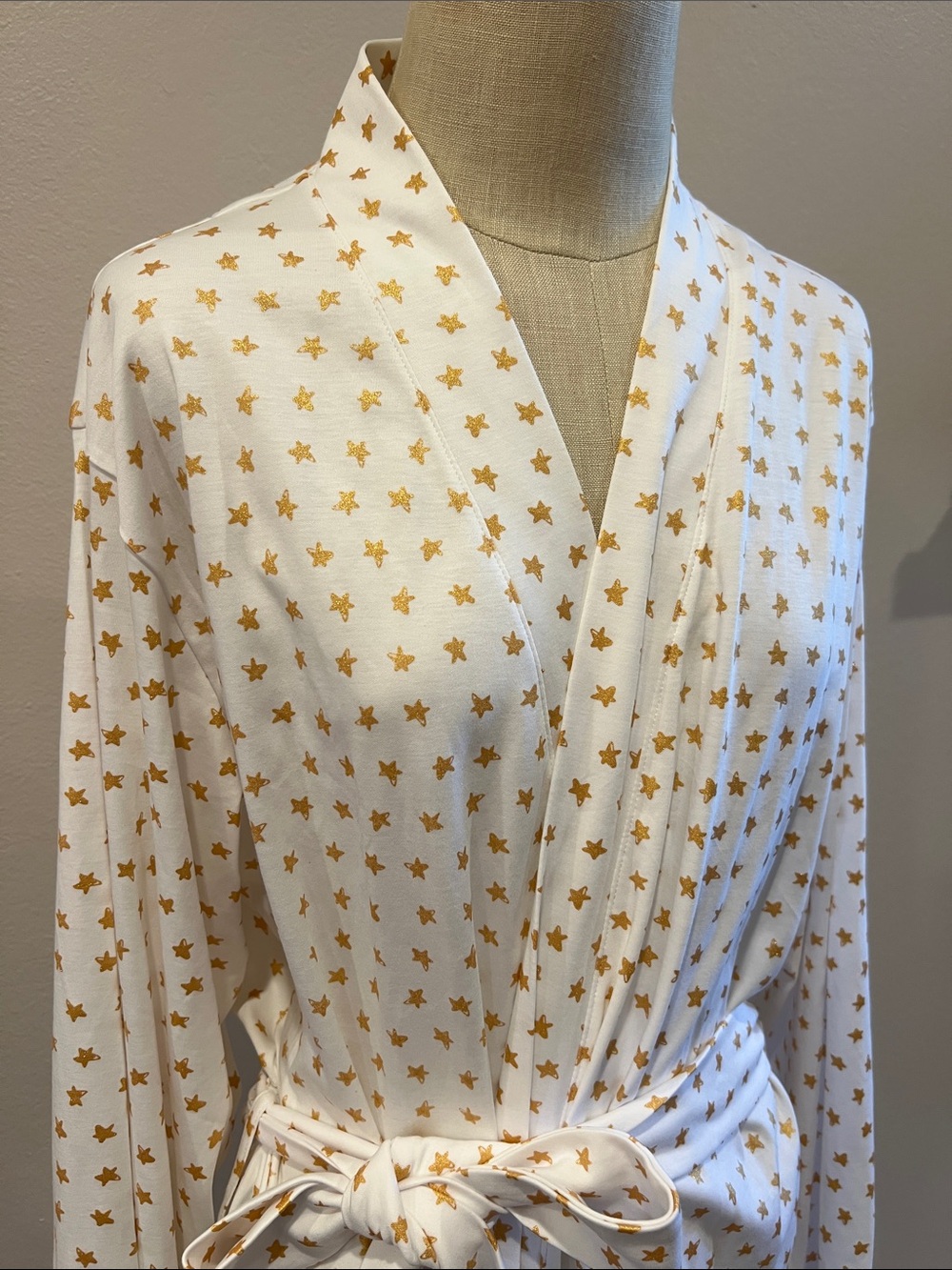 Roller Rabbit White Robe with Gold Star Motif - Picture 3 of 6
